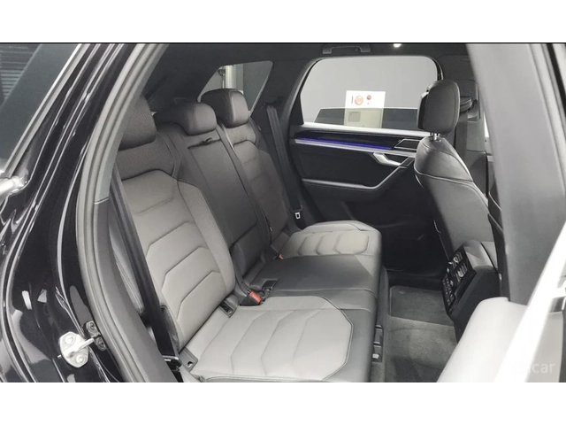 VW Touareg 4.0 V8 TDI / R-line / 360 КАМЕРИ / ПАНОРАМА / FULL - автомобили, коли, обяви за нови и употребявани 13