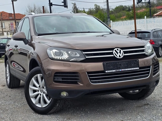 VW Touareg 3.0TDI 245K.C. / АВТОМАТ / НАВИ / КОЖА / ЛЕД - автомобили, коли, обяви за нови и употребявани 1