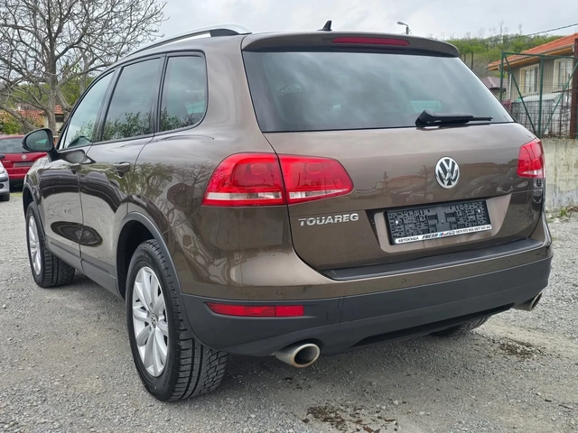 VW Touareg 3.0TDI 245K.C. / АВТОМАТ / НАВИ / КОЖА / ЛЕД - автомобили, коли, обяви за нови и употребявани 2