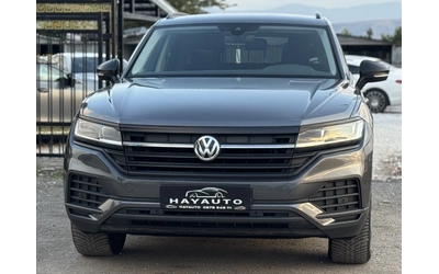 vw-touareg - 0