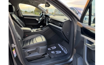 VW Touareg 3.0TDI= 4Motion= Style= - автомобили, коли, обяви за нови и употребявани 10