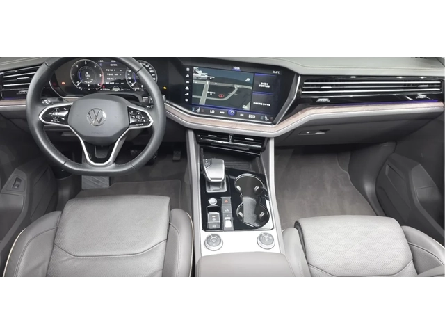 VW Touareg 3.0 TDI | FULL - автомобили, коли, обяви за нови и употребявани 6