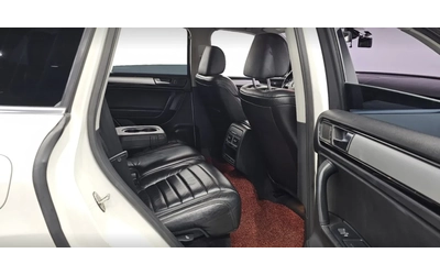 VW Touareg 3.0 TDI | ПОДГРЕВ | ПАНОРАМА | 165К КМ !! - автомобили, коли, обяви за нови и употребявани 7