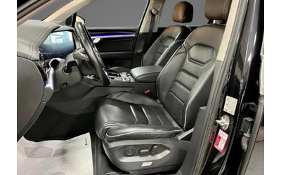 vw-touareg-touareg-3-0-v6-tdi-r-line - 5