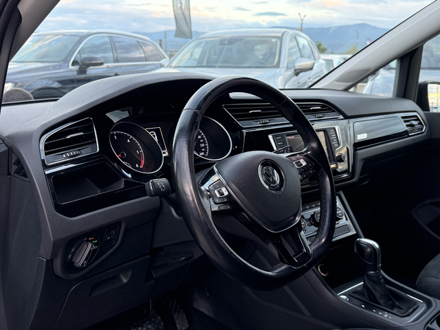 VW Touran 1.6D* 2017г.* АВТОМАТИК* Топ Състояние - автомобили, коли, обяви за нови и употребявани 7
