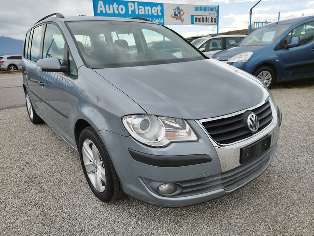 VW Touran 1.6I 102 к.с. - автомобили, коли, обяви за нови и употребявани 10