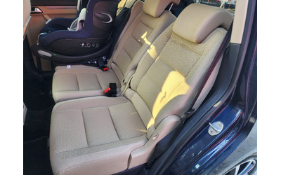 VW Touran 1.6TDI DSG - автомобили, коли, обяви за нови и употребявани 12