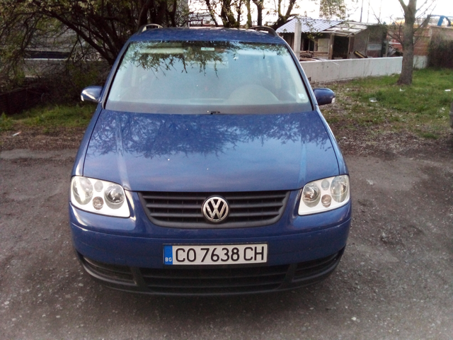 VW Touran 1,9 TDI 105 к.с. - автомобили, коли, обяви за нови и употребявани 1