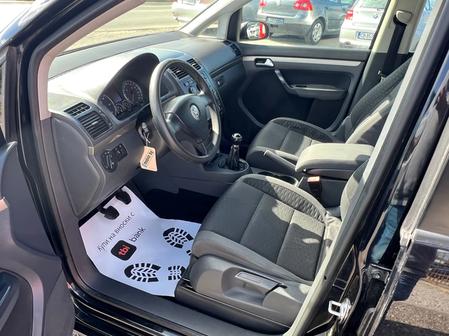 VW Touran 2.0/ ЛИЗИНГ!!!!! - автомобили, коли, обяви за нови и употребявани 10