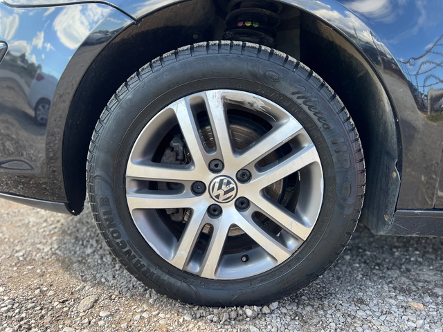 VW Touran 2.0/ ЛИЗИНГ!!!!! - автомобили, коли, обяви за нови и употребявани 15