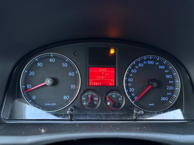 VW Touran 1, 600 EURO4 - автомобили, коли, обяви за нови и употребявани 11