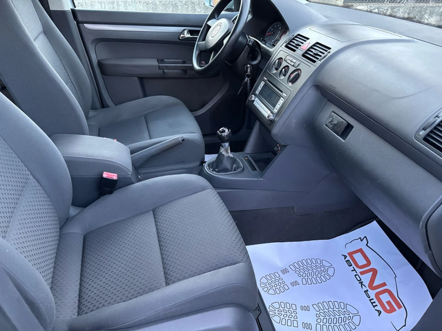 VW Touran 1, 600 EURO4 - автомобили, коли, обяви за нови и употребявани 8