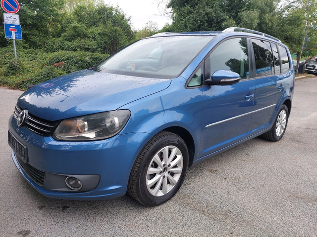 VW Touran 2, 0TDI AUT 7MECTA - автомобили, коли, обяви за нови и употребявани 0