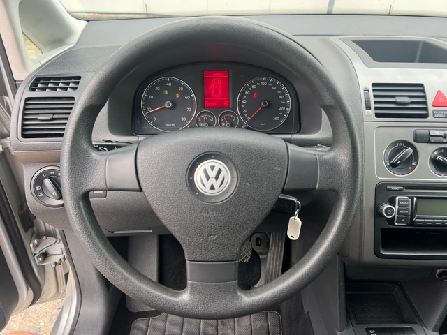 VW Touran 1.4 TSI- 140к.с. 6+ 1 / Италия - автомобили, коли, обяви за нови и употребявани 13