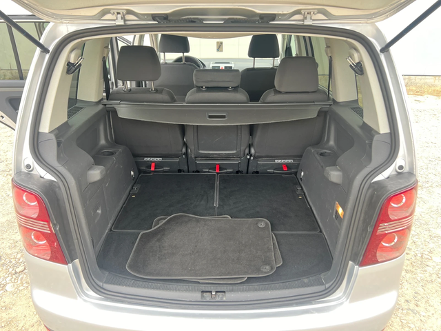 VW Touran 1.4 TSI- 140к.с. 6+ 1 / Италия - автомобили, коли, обяви за нови и употребявани 8