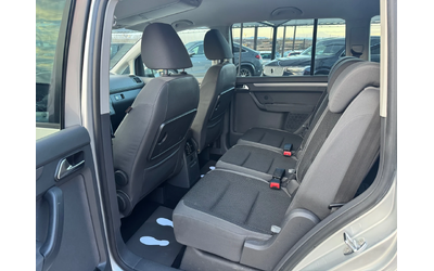 VW Touran 1.6TDI-АВТОМАТИК- - автомобили, коли, обяви за нови и употребявани 15