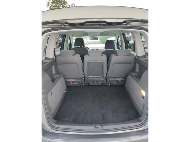 VW Touran 2.0, 140к.с. Highline, ТОП - автомобили, коли, обяви за нови и употребявани 6