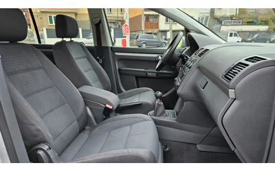 VW Touran 1.9 Tdi 6skorost/Klimatronik - автомобили, коли, обяви за нови и употребявани 11