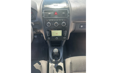 VW Touran 1.6TDI 105kc NAVI FACE - автомобили, коли, обяви за нови и употребявани 10