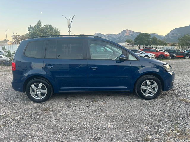 VW Touran 1.6TDI 105kc NAVI FACE - автомобили, коли, обяви за нови и употребявани 1