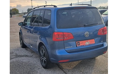 VW Touran 1, 6 tdi DSG - автомобили, коли, обяви за нови и употребявани 6