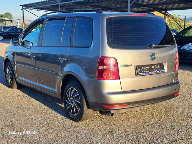 VW Touran 2, 0 ECOFUEL - автомобили, коли, обяви за нови и употребявани 6