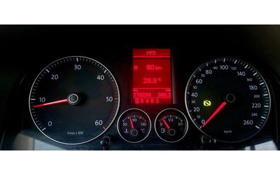 VW Touran 2.0TDI СОБСТВЕН ЛИЗИНГ - автомобили, коли, обяви за нови и употребявани 16