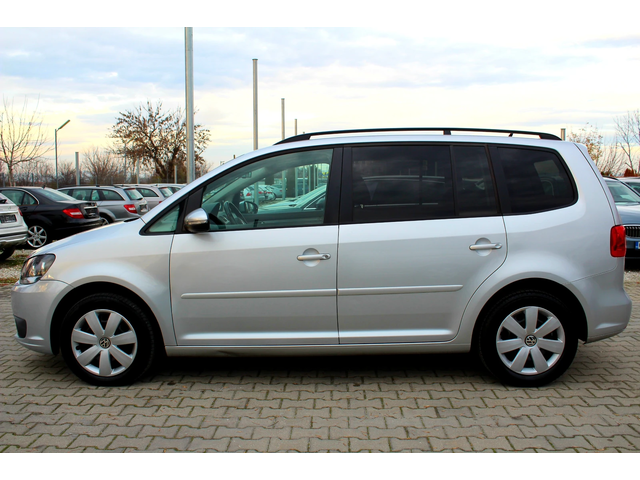 VW Touran 1.6TDI 7 МЕСТА СОБСТВЕН ЛИЗИНГ - автомобили, коли, обяви за нови и употребявани 3