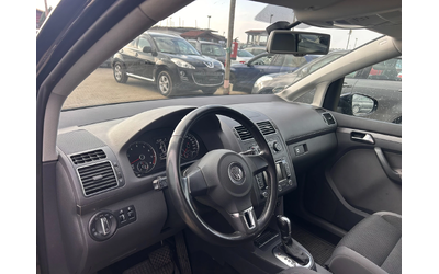 VW Touran 1.4TSI AVTOMAT/NAVI EURO 5 - автомобили, коли, обяви за нови и употребявани 10