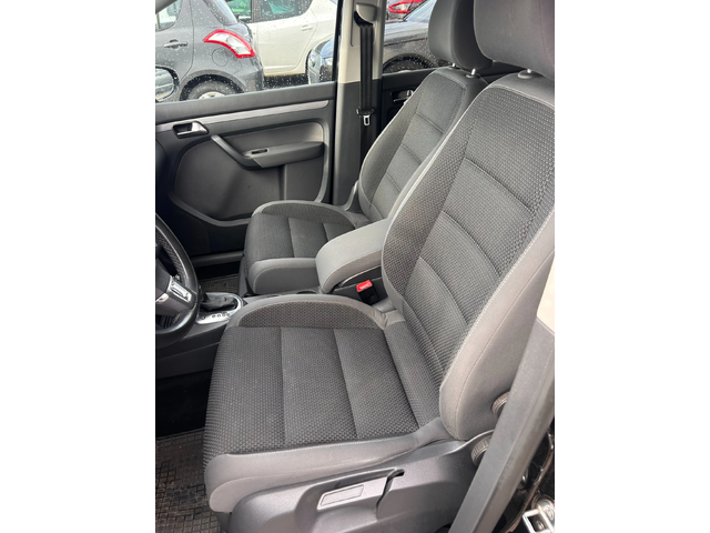 VW Touran 1.4TSI AVTOMAT/NAVI EURO 5 - автомобили, коли, обяви за нови и употребявани 11