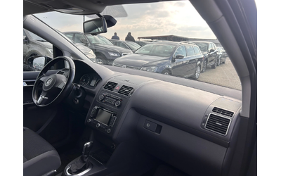 VW Touran 1.4TSI AVTOMAT/NAVI EURO 5 - автомобили, коли, обяви за нови и употребявани 9