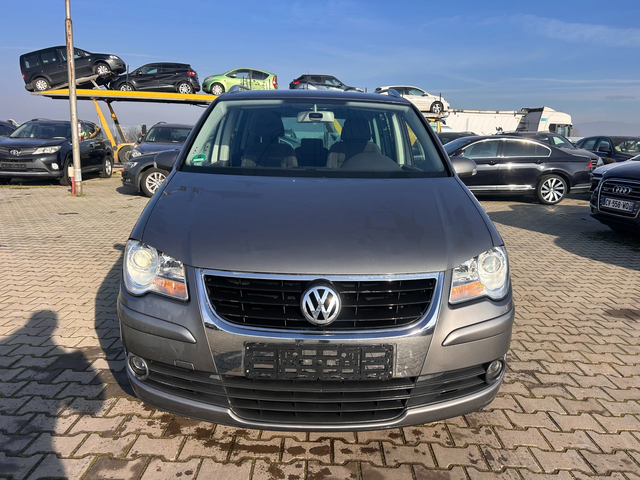 VW Touran 1.9TDI EURO 4 - автомобили, коли, обяви за нови и употребявани 2