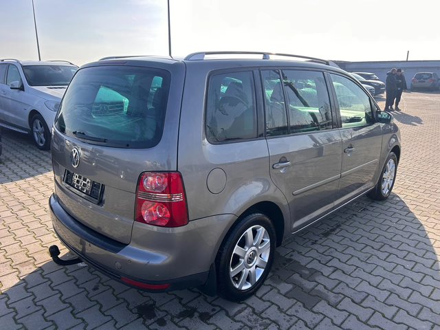 VW Touran 1.9TDI EURO 4 - автомобили, коли, обяви за нови и употребявани 5