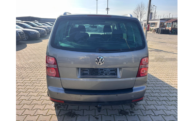 VW Touran 1.9TDI EURO 4 - автомобили, коли, обяви за нови и употребявани 6