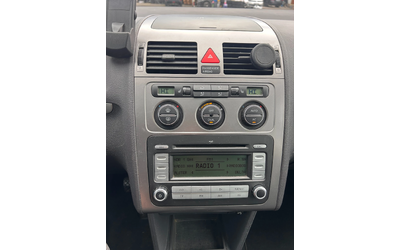 VW Touran 2.0METAN EURO 4 - автомобили, коли, обяви за нови и употребявани 11