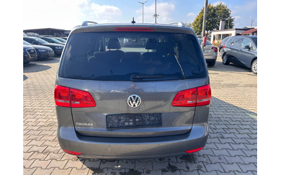 VW Touran 1.2TSI EURO 5 - автомобили, коли, обяви за нови и употребявани 6