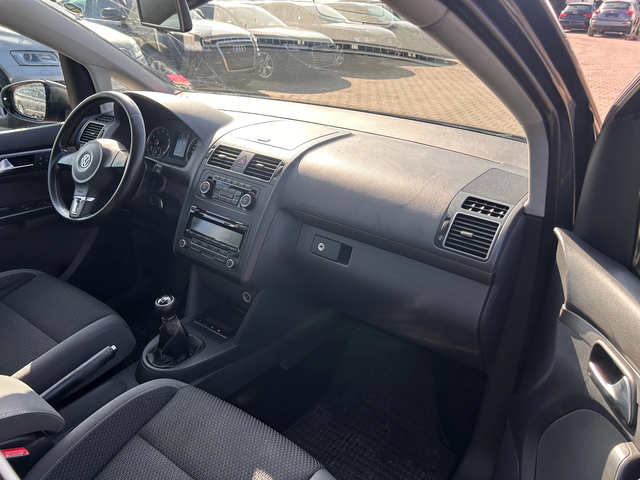 VW Touran 1.2TSI EURO 5 - автомобили, коли, обяви за нови и употребявани 9