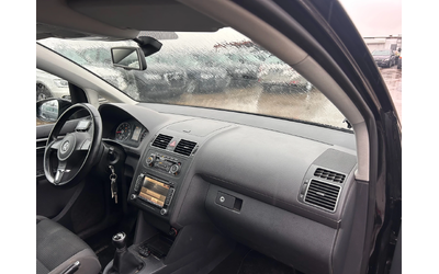 VW Touran 1.4TSI 6+ 1 EURO 5 - автомобили, коли, обяви за нови и употребявани 9