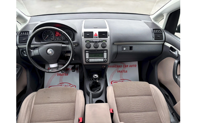 VW Touran - автомобили, коли, обяви за нови и употребявани 11