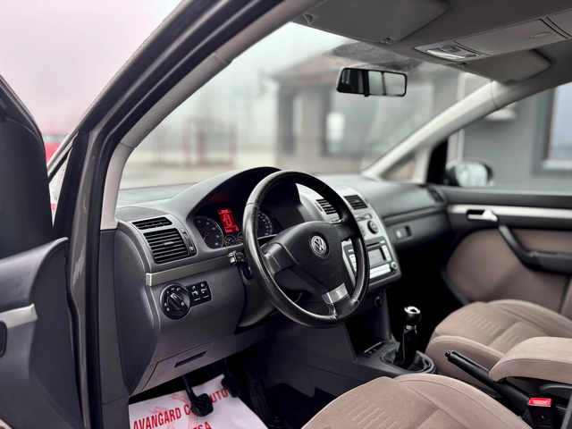 VW Touran - автомобили, коли, обяви за нови и употребявани 9