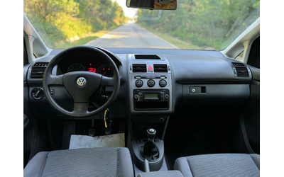 VW Touran 2.0i/109кс/МЕТАН - автомобили, коли, обяви за нови и употребявани 9