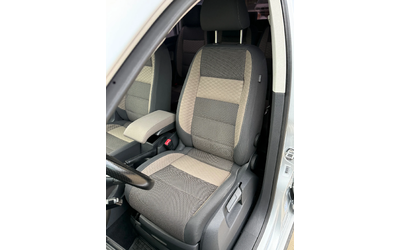 VW Touran Cross 6+ 1 - автомобили, коли, обяви за нови и употребявани 11