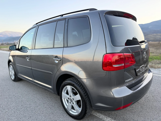 VW Touran 2.0 TDI / AVTOMAT / NAVI / PANORAMA / PARKTRONIC - автомобили, коли, обяви за нови и употребявани 4