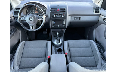 VW Touran 2.0 TDI / AVTOMAT / NAVI / PANORAMA / PARKTRONIC - автомобили, коли, обяви за нови и употребявани 7