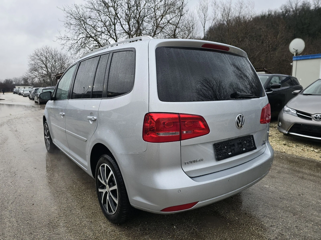 VW Touran 1.4tsi Comfortline ecofuel Метан - автомобили, коли, обяви за нови и употребявани 2