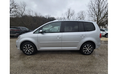 VW Touran 1.4tsi Comfortline ecofuel Метан - автомобили, коли, обяви за нови и употребявани 6