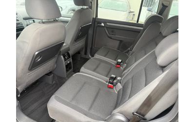 VW Touran 1.6TDI - 105к.с. - 7 Места - 135 000КМ! - автомобили, коли, обяви за нови и употребявани 14