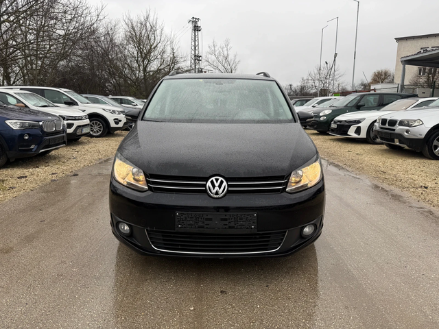 VW Touran 1.6TDI - 105к.с. - 7 Места - 135 000КМ! - автомобили, коли, обяви за нови и употребявани 2