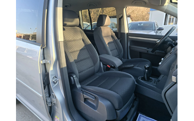 VW Touran 2.0TDI 140к.с 6 скорости Топ състояние - автомобили, коли, обяви за нови и употребявани 11