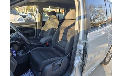 VW Touran 2.0TDI 140к.с 6 скорости Топ състояние - автомобили, коли, обяви за нови и употребявани 8